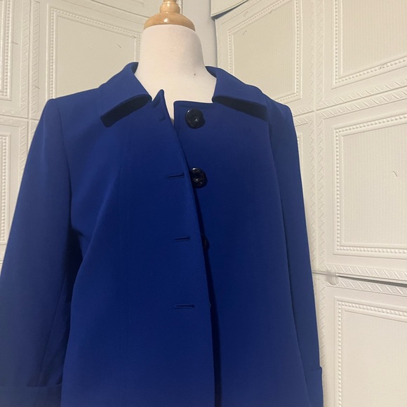 Dark Blue Blazer (Petite) - Picture 15 of 15